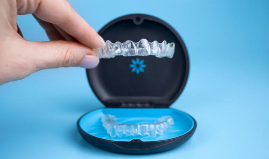 How Invisalign Aligners Integrate with Restorative Dental Work for Comprehensive Treatment